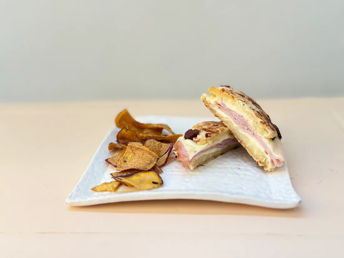 Tostado con pan de chipá
